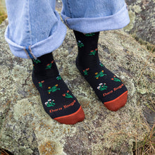Darn Tough Women's Wildflower Crew Lightweight Lifestyle Sock in Black - lifestyle