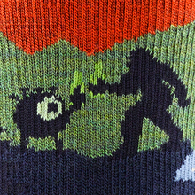Darn Tough Men's Close Encounters Micro Crew Midweight Hiking Sock in Eclipse - detail