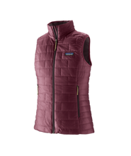 Patagonia W's Nano Puff Vest Berry Fig detail